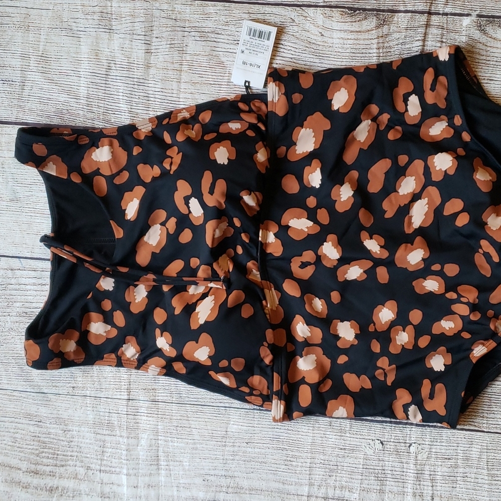 Shade and shore swimsuit XL